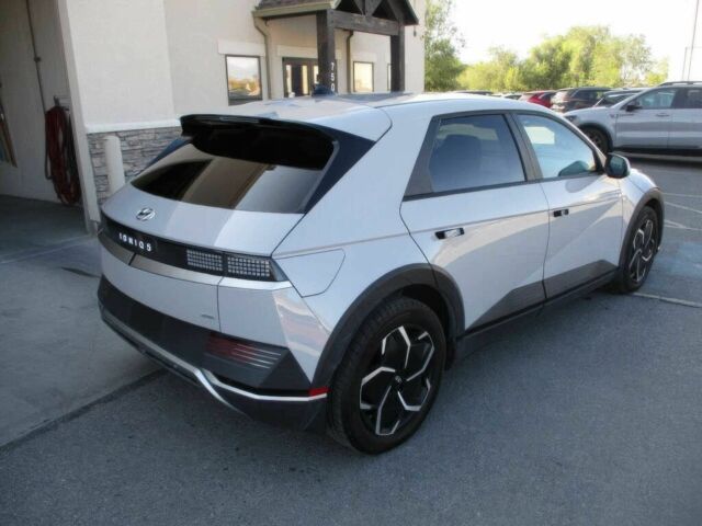 Сірий Хендай Ioniq, об'ємом двигуна 0 л та пробігом 14 тис. км за 16500 $, фото 4 на Automoto.ua