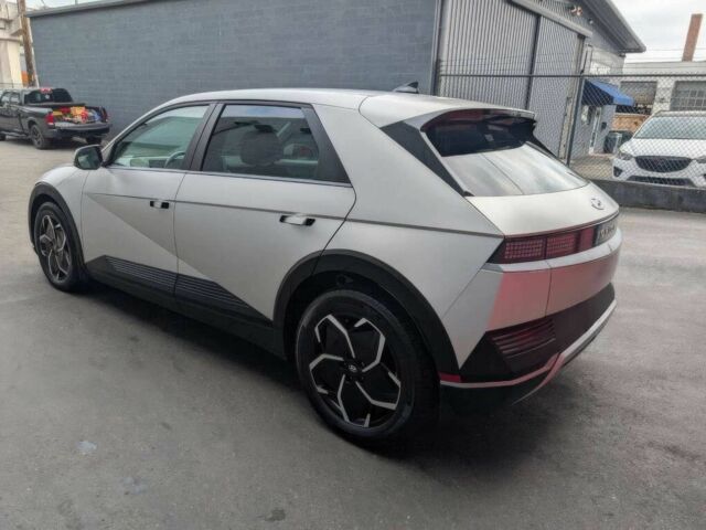 Серый Хендай Ioniq, объемом двигателя 0 л и пробегом 18 тыс. км за 8800 $, фото 5 на Automoto.ua