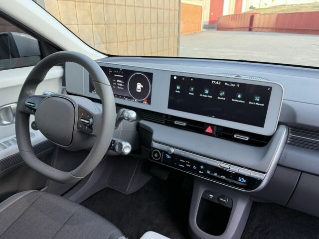 Серый Хендай Ioniq, объемом двигателя 0 л и пробегом 2 тыс. км за 26900 $, фото 21 на Automoto.ua