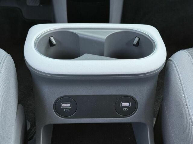 Серый Хендай Ioniq, объемом двигателя 0 л и пробегом 2 тыс. км за 26900 $, фото 15 на Automoto.ua