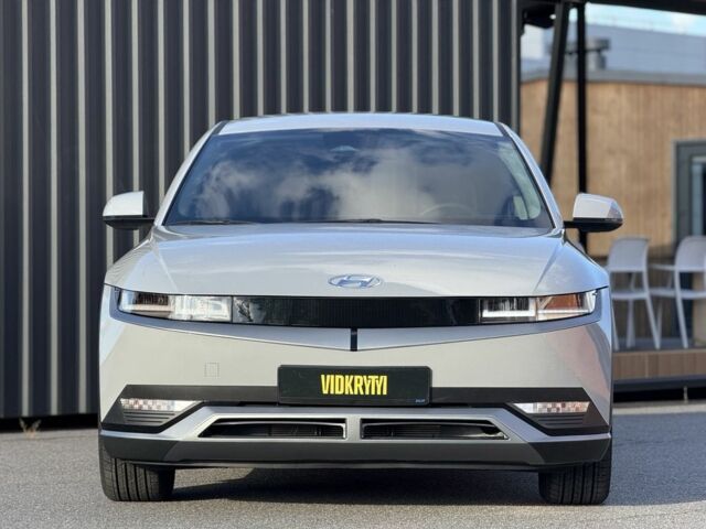 Серый Хендай Ioniq, объемом двигателя 0 л и пробегом 2 тыс. км за 26900 $, фото 2 на Automoto.ua