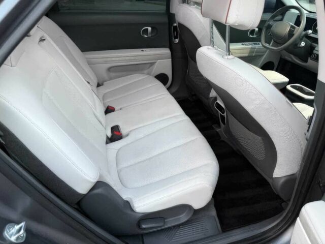 Серый Хендай Ioniq, объемом двигателя 0 л и пробегом 11 тыс. км за 19400 $, фото 11 на Automoto.ua