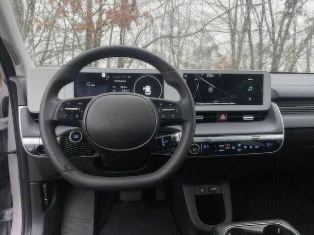 Серый Хендай Ioniq, объемом двигателя 0 л и пробегом 12 тыс. км за 18000 $, фото 8 на Automoto.ua