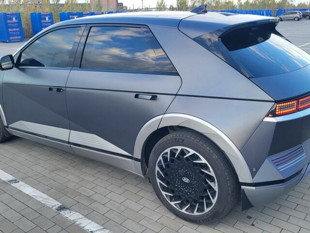 Серый Хендай Ioniq, объемом двигателя 0 л и пробегом 33 тыс. км за 29900 $, фото 2 на Automoto.ua