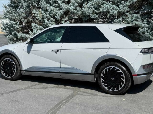 Сірий Хендай Ioniq, об'ємом двигуна 0 л та пробігом 13 тис. км за 19200 $, фото 2 на Automoto.ua