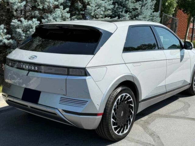 Сірий Хендай Ioniq, об'ємом двигуна 0 л та пробігом 13 тис. км за 19200 $, фото 5 на Automoto.ua