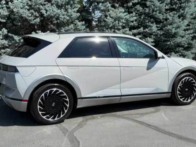 Сірий Хендай Ioniq, об'ємом двигуна 0 л та пробігом 13 тис. км за 19200 $, фото 6 на Automoto.ua