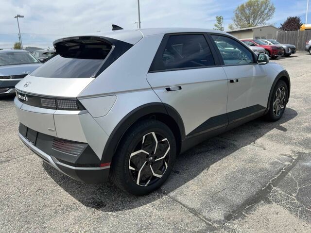 Серый Хендай Ioniq, объемом двигателя 0 л и пробегом 9 тыс. км за 16000 $, фото 6 на Automoto.ua