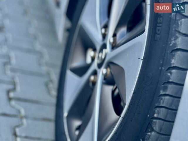 Серый Хендай Ioniq, объемом двигателя 0 л и пробегом 87 тыс. км за 11555 $, фото 18 на Automoto.ua