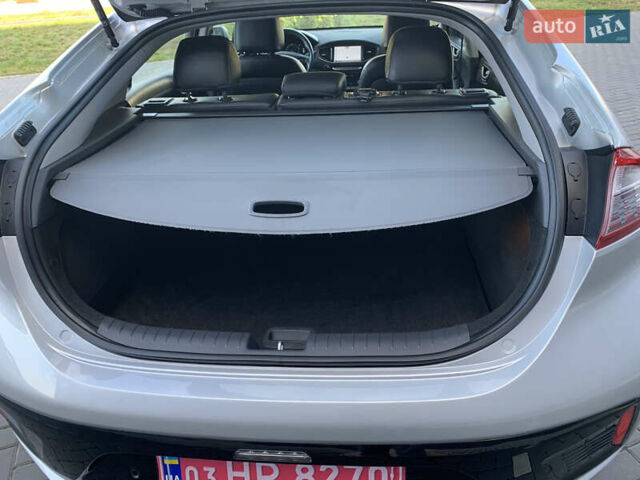 Серый Хендай Ioniq, объемом двигателя 0 л и пробегом 142 тыс. км за 12999 $, фото 14 на Automoto.ua