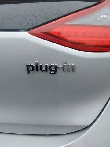 Серый Хендай Ioniq, объемом двигателя 1.58 л и пробегом 72 тыс. км за 16500 $, фото 20 на Automoto.ua