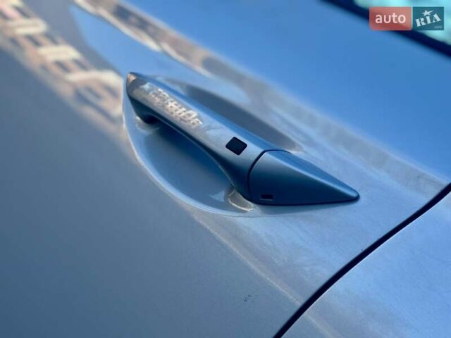 Серый Хендай Ioniq, объемом двигателя 0 л и пробегом 87 тыс. км за 11555 $, фото 42 на Automoto.ua