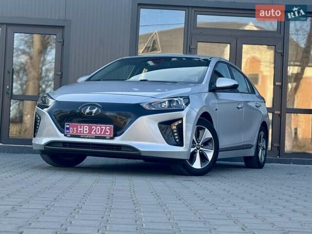 Серый Хендай Ioniq, объемом двигателя 0 л и пробегом 87 тыс. км за 11555 $, фото 31 на Automoto.ua