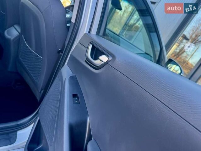 Серый Хендай Ioniq, объемом двигателя 0 л и пробегом 87 тыс. км за 11555 $, фото 121 на Automoto.ua
