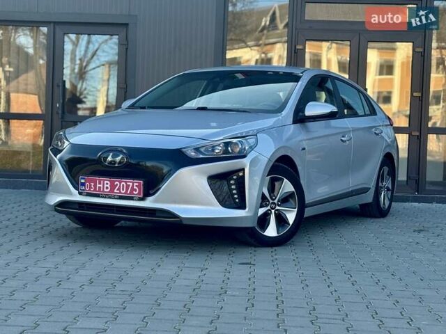 Серый Хендай Ioniq, объемом двигателя 0 л и пробегом 87 тыс. км за 11555 $, фото 27 на Automoto.ua