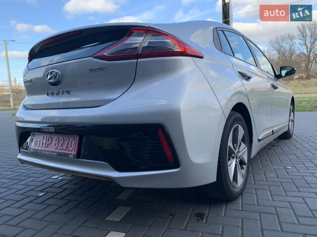 Серый Хендай Ioniq, объемом двигателя 0 л и пробегом 142 тыс. км за 12999 $, фото 32 на Automoto.ua