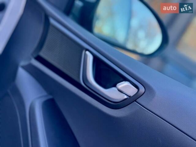 Серый Хендай Ioniq, объемом двигателя 0 л и пробегом 87 тыс. км за 11555 $, фото 107 на Automoto.ua