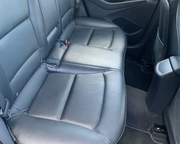 Серый Хендай Ioniq, объемом двигателя 0 л и пробегом 142 тыс. км за 12999 $, фото 19 на Automoto.ua