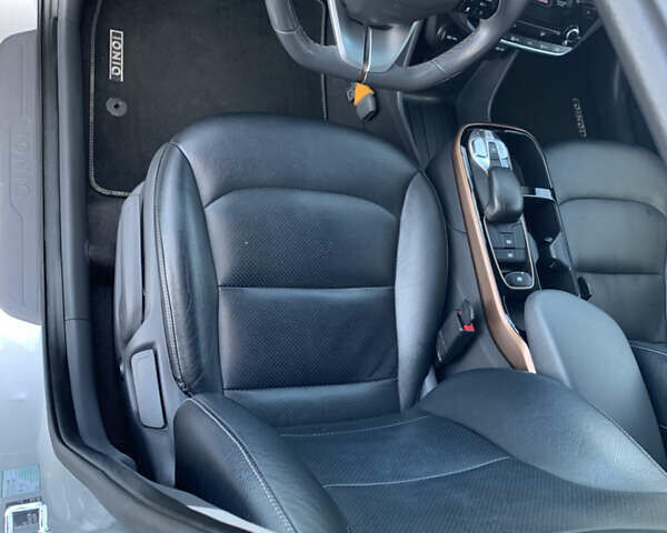 Серый Хендай Ioniq, объемом двигателя 0 л и пробегом 142 тыс. км за 12999 $, фото 21 на Automoto.ua