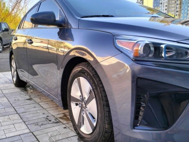 Сірий Хендай Ioniq, об'ємом двигуна 1.6 л та пробігом 165 тис. км за 12500 $, фото 14 на Automoto.ua