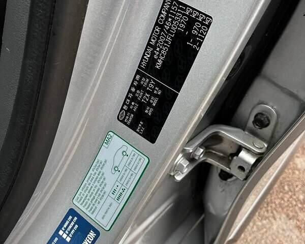 Сірий Хендай Ioniq, об'ємом двигуна 0 л та пробігом 131 тис. км за 16500 $, фото 19 на Automoto.ua