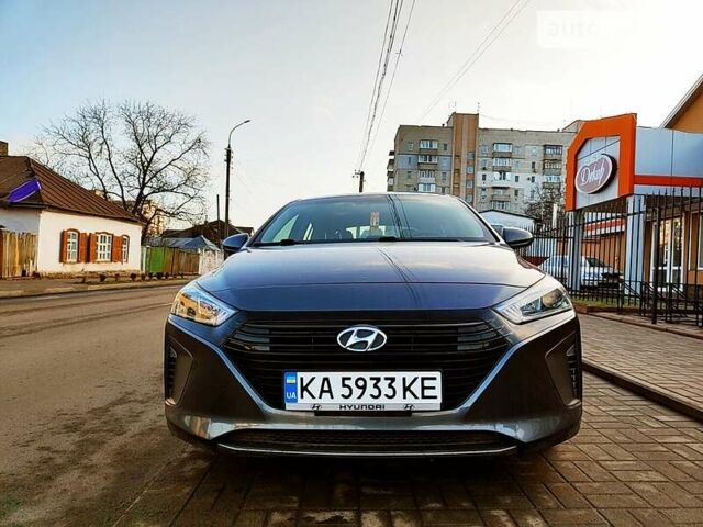 Серый Хендай Ioniq, объемом двигателя 1.6 л и пробегом 172 тыс. км за 15900 $, фото 14 на Automoto.ua