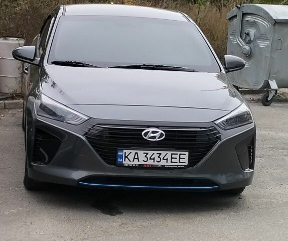 Сірий Хендай Ioniq, об'ємом двигуна 1.6 л та пробігом 165 тис. км за 12500 $, фото 1 на Automoto.ua