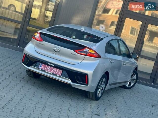Серый Хендай Ioniq, объемом двигателя 0 л и пробегом 87 тыс. км за 11555 $, фото 48 на Automoto.ua