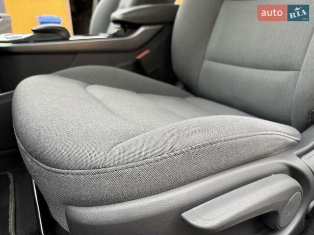 Серый Хендай Ioniq, объемом двигателя 0 л и пробегом 58 тыс. км за 15199 $, фото 29 на Automoto.ua