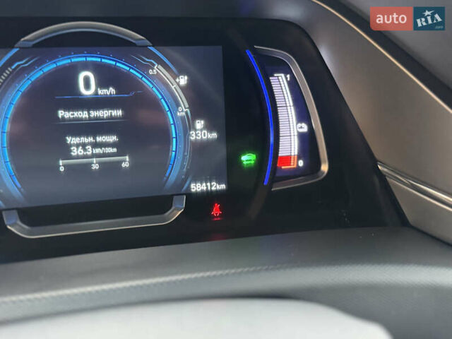 Серый Хендай Ioniq, объемом двигателя 0 л и пробегом 58 тыс. км за 15199 $, фото 59 на Automoto.ua