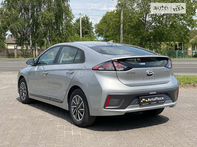 Серый Хендай Ioniq, объемом двигателя 0 л и пробегом 46 тыс. км за 17499 $, фото 27 на Automoto.ua