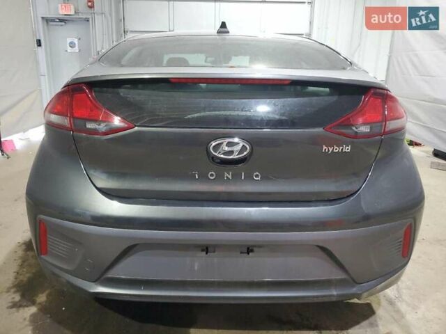 Серый Хендай Ioniq, объемом двигателя 1.58 л и пробегом 128 тыс. км за 3000 $, фото 5 на Automoto.ua