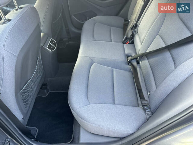 Серый Хендай Ioniq, объемом двигателя 0 л и пробегом 75 тыс. км за 15499 $, фото 28 на Automoto.ua