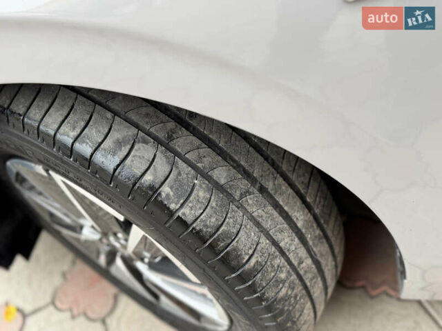 Серый Хендай Ioniq, объемом двигателя 0 л и пробегом 58 тыс. км за 15199 $, фото 62 на Automoto.ua