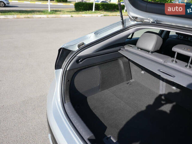 Серый Хендай Ioniq, объемом двигателя 0 л и пробегом 45 тыс. км за 16500 $, фото 27 на Automoto.ua