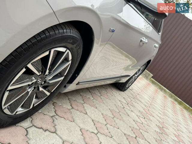 Серый Хендай Ioniq, объемом двигателя 0 л и пробегом 58 тыс. км за 15199 $, фото 48 на Automoto.ua