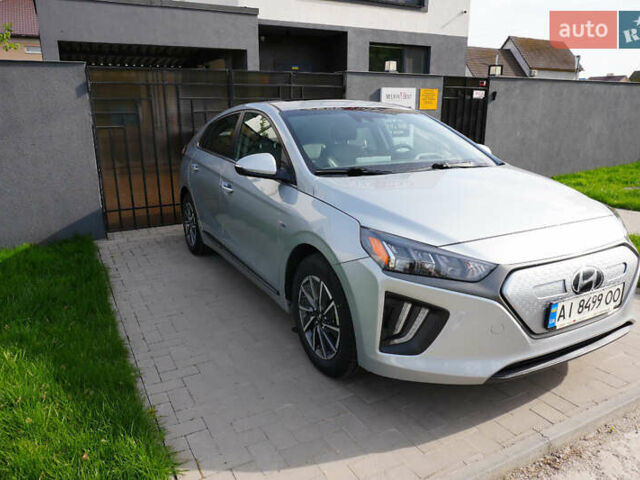Серый Хендай Ioniq, объемом двигателя 0 л и пробегом 45 тыс. км за 16500 $, фото 50 на Automoto.ua