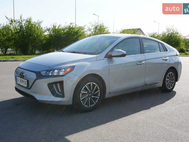 Серый Хендай Ioniq, объемом двигателя 0 л и пробегом 45 тыс. км за 16500 $, фото 11 на Automoto.ua
