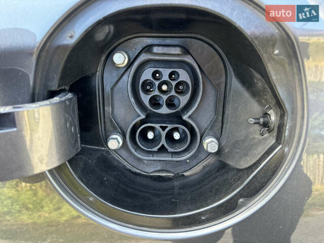 Серый Хендай Ioniq, объемом двигателя 0 л и пробегом 75 тыс. км за 15499 $, фото 30 на Automoto.ua