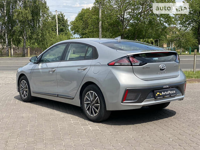 Серый Хендай Ioniq, объемом двигателя 0 л и пробегом 46 тыс. км за 17499 $, фото 28 на Automoto.ua