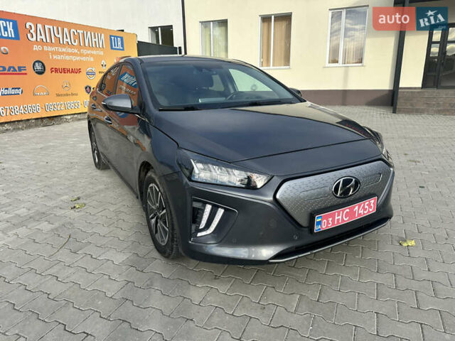 Серый Хендай Ioniq, объемом двигателя 0 л и пробегом 70 тыс. км за 15800 $, фото 9 на Automoto.ua