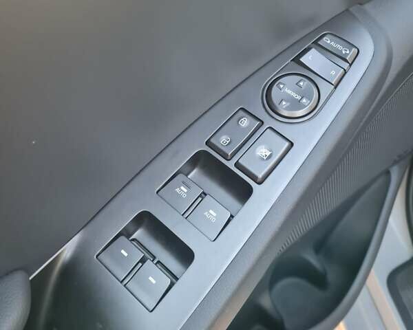 Серый Хендай Ioniq, объемом двигателя 0 л и пробегом 37 тыс. км за 16700 $, фото 8 на Automoto.ua