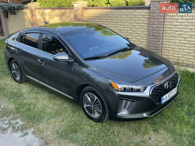 Серый Хендай Ioniq, объемом двигателя 1.58 л и пробегом 46 тыс. км за 19900 $, фото 27 на Automoto.ua