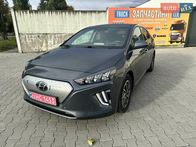 Серый Хендай Ioniq, объемом двигателя 0 л и пробегом 70 тыс. км за 15800 $, фото 5 на Automoto.ua