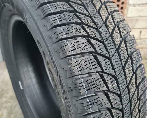 Серый Хендай Ioniq, объемом двигателя 0 л и пробегом 37 тыс. км за 16700 $, фото 29 на Automoto.ua