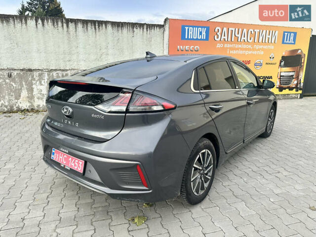 Серый Хендай Ioniq, объемом двигателя 0 л и пробегом 70 тыс. км за 15800 $, фото 3 на Automoto.ua