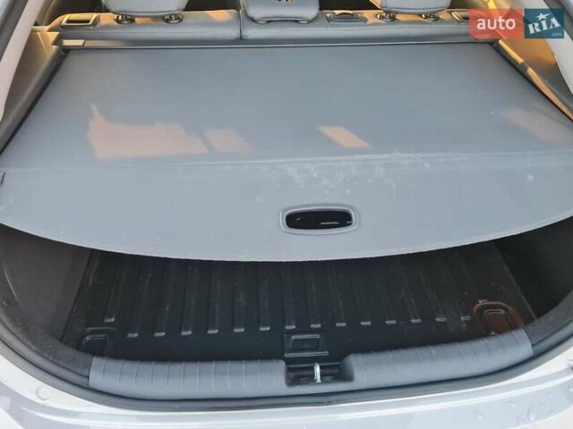 Серый Хендай Ioniq, объемом двигателя 0 л и пробегом 37 тыс. км за 16700 $, фото 16 на Automoto.ua