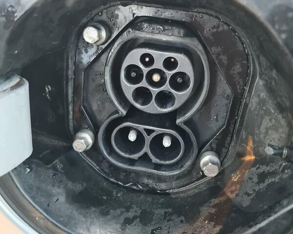 Серый Хендай Ioniq, объемом двигателя 0 л и пробегом 37 тыс. км за 16700 $, фото 14 на Automoto.ua