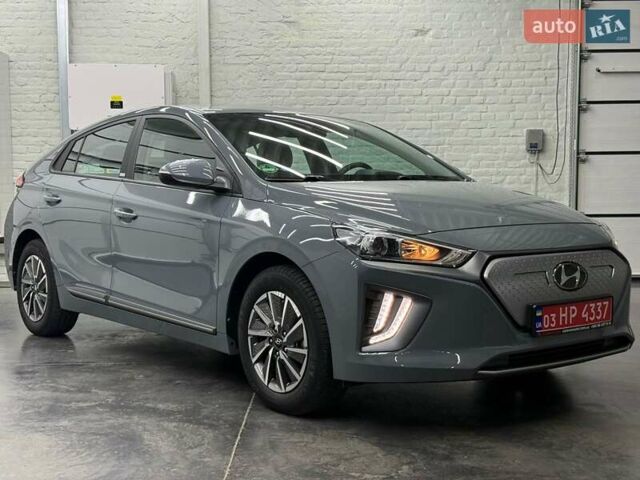 Хендай Ioniq 2021 в Луцке на Automoto.ua Серый Хендай Ioniq, объемом двигателя 0 л и пробегом 35 тыс. км за 17779 $, фото 2 на Automoto.ua