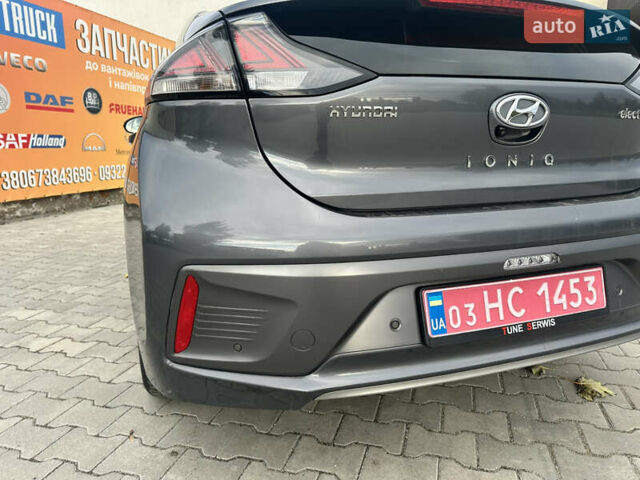 Серый Хендай Ioniq, объемом двигателя 0 л и пробегом 70 тыс. км за 15800 $, фото 14 на Automoto.ua